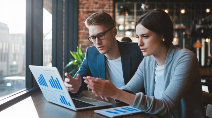 Customizing-Algorithmic-Investing-Strategies-For-Smart-Growth