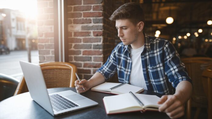Finance-Licenses-Simple-Steps-To-Success